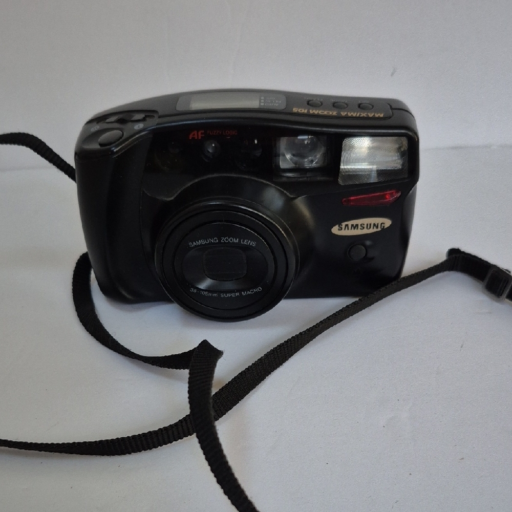 Samsung Maxima Zoom 105 Black 35mm Film Camera